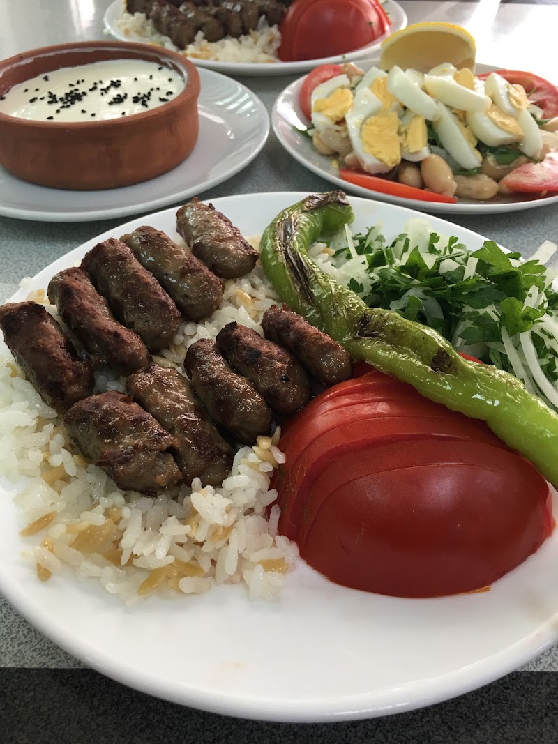 Buhara İnegöl Köftecisi