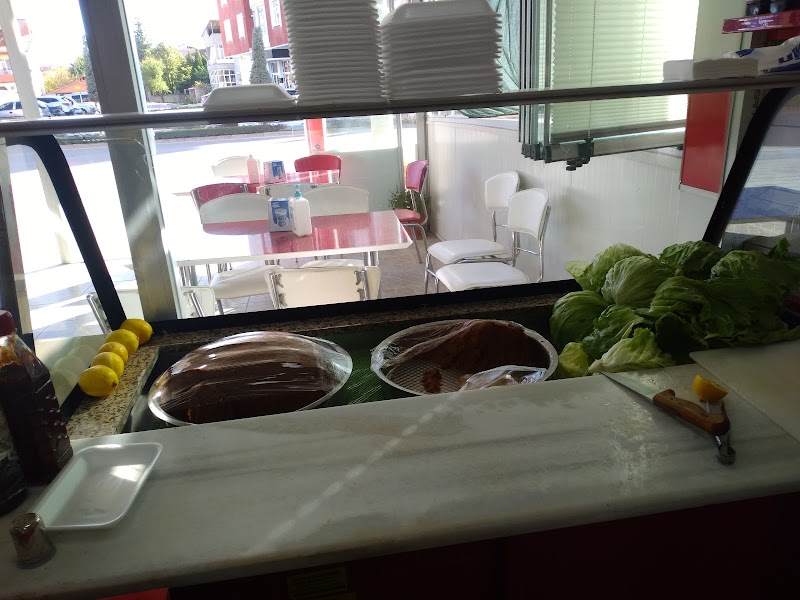 ADIYAMAN ÇİĞ KÖFTECİSİ AZİZ USTA