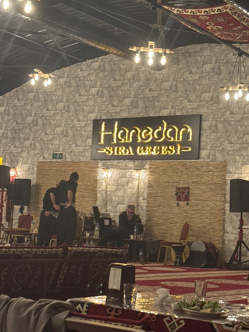 HANEDAN SIRA GECESİ