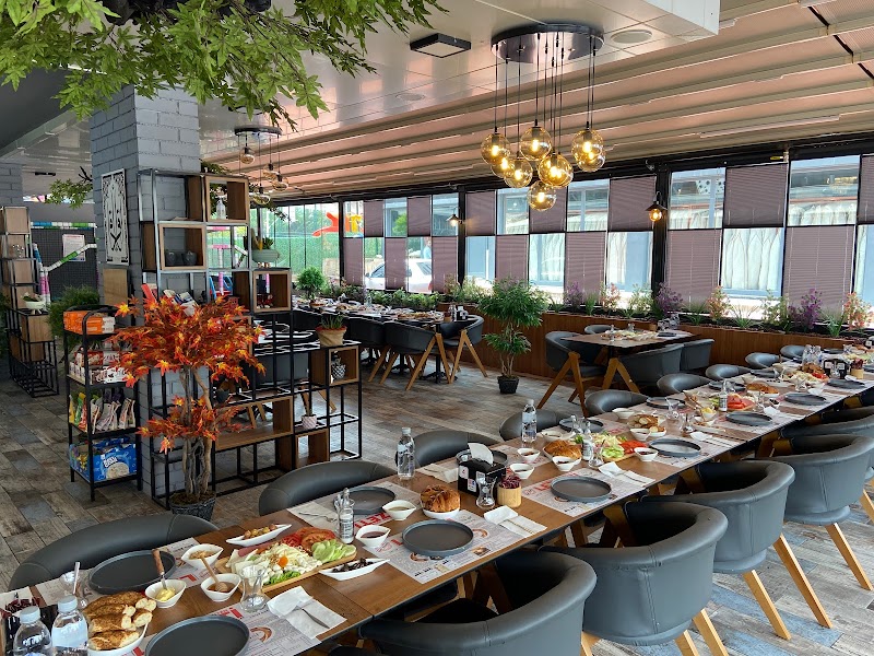 Simit Teknesi Meram Kahvaltı Salonu