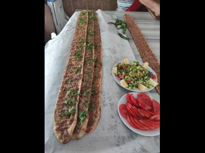 KADIOĞLU ETLİEKMEK & PİDE SALONU