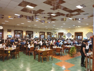 Akkonak Restaurant / Cafe