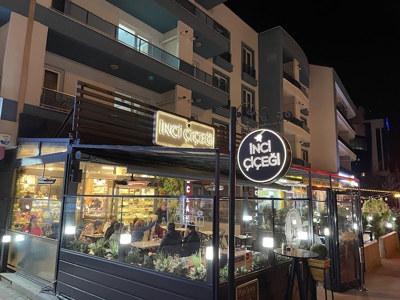 İnci Çiçeği Pastanesi