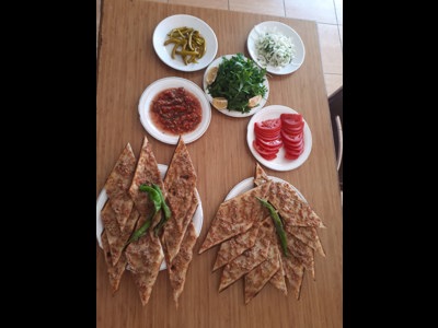 Klas Etliekmek & Tavuk Döner